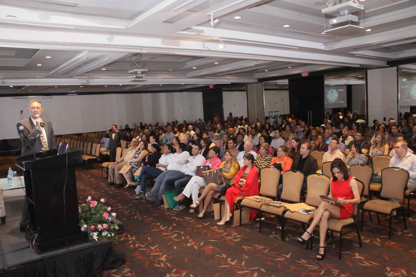 Conferencia de «Ajedrez empresarial» en Panamá